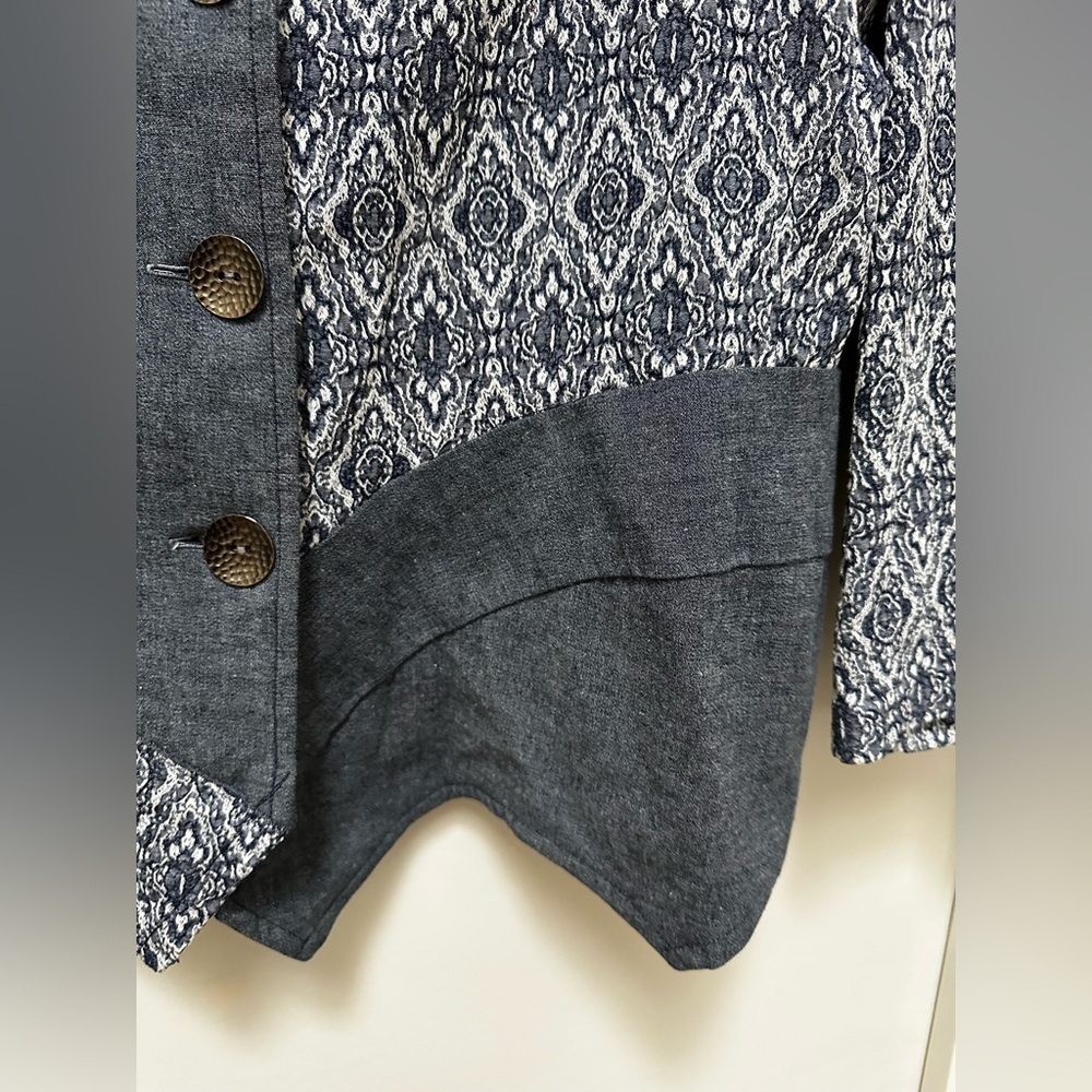 Unique Patchwork Blazer Jacket – Modern Artistic Style - Picture 10 of 12